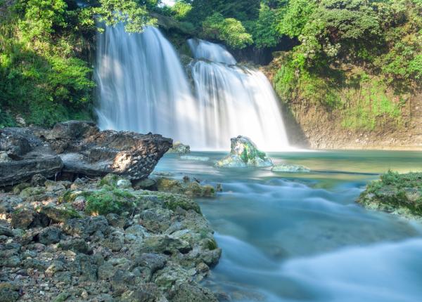 Das sind die schönsten Wasserfälle auf den Philippinen