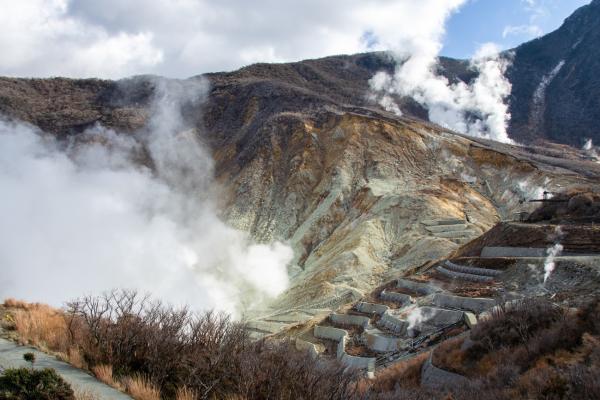 Japans Nationalparks: Von heißen Quellen bis zu wilden Bergen